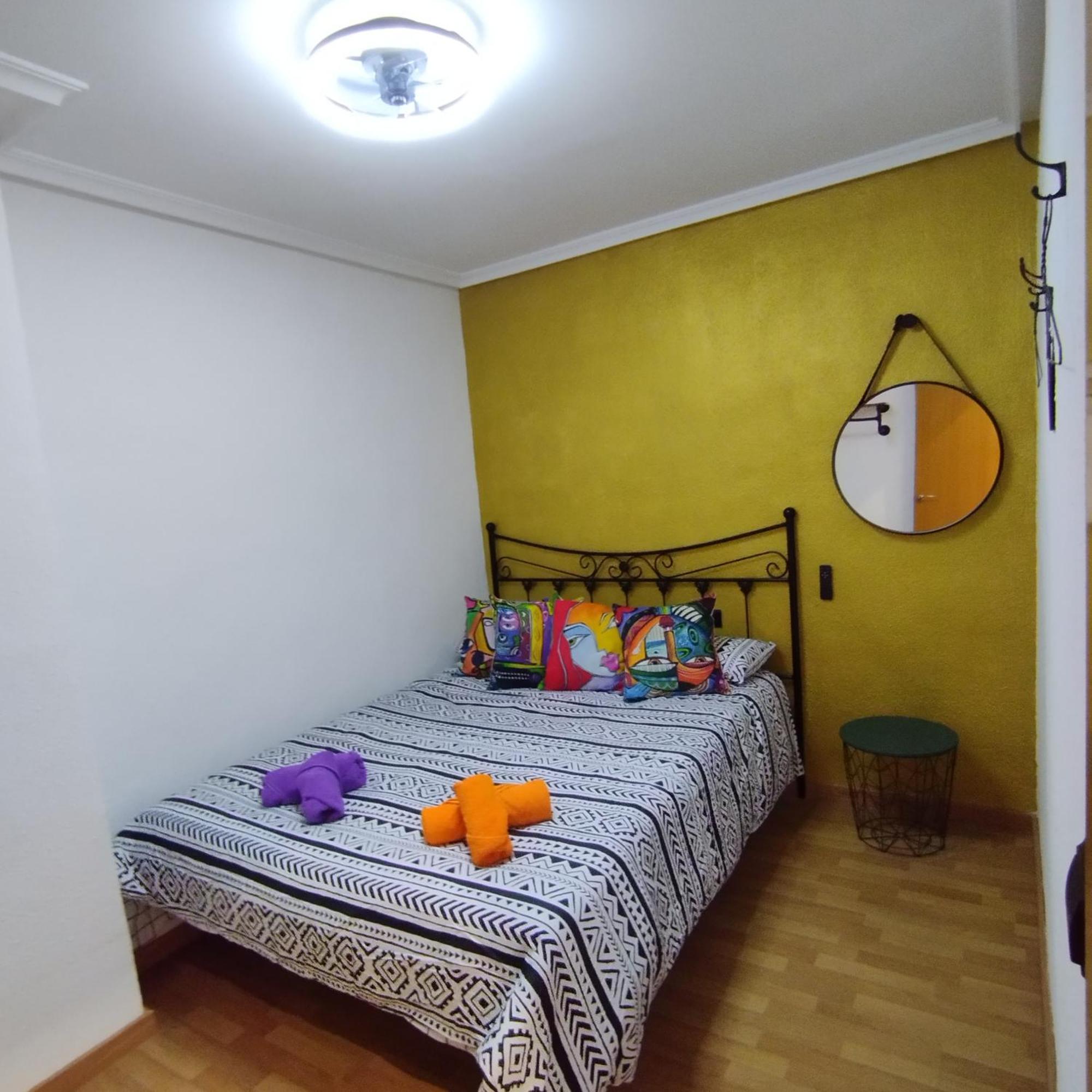 Marqplace Beach Free Parking And Ac Alicante Exterior foto
